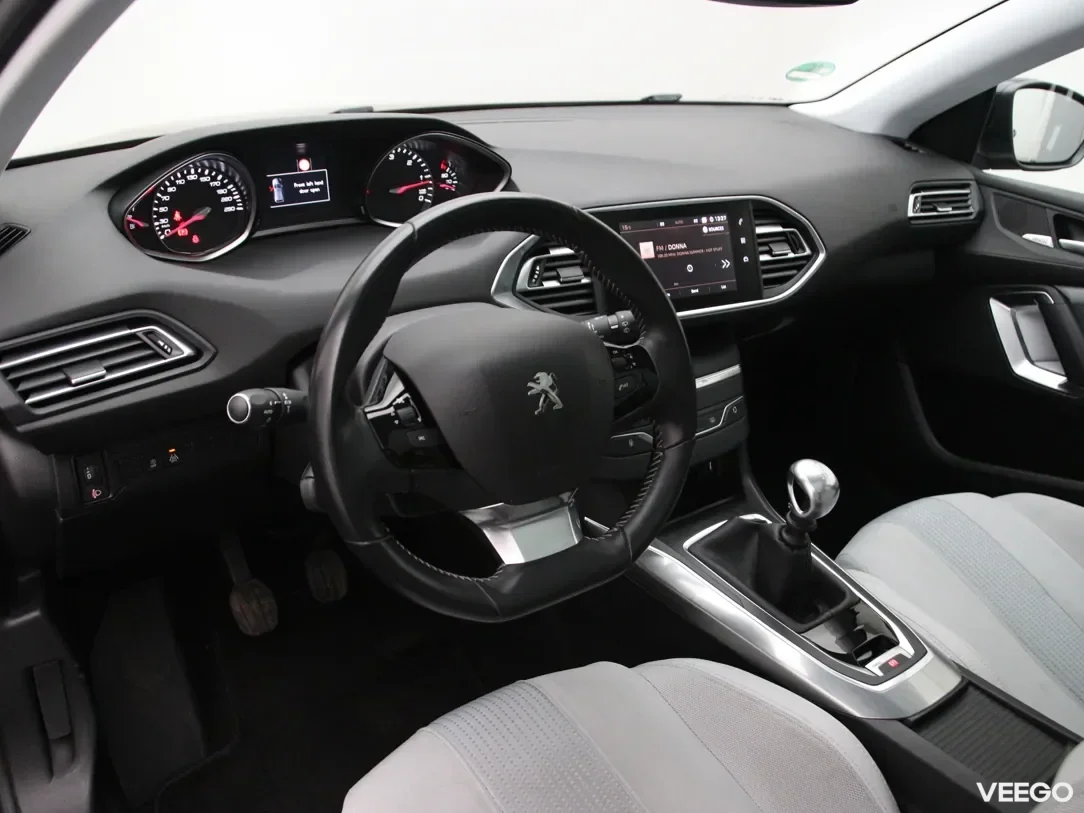 Peugeot 308 1.5 96kW
