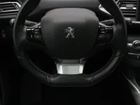 Peugeot 308 1.5 96kW thumbnail
