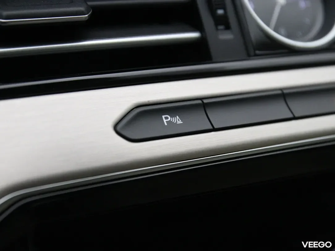 Volkswagen Passat 1.6 88kW