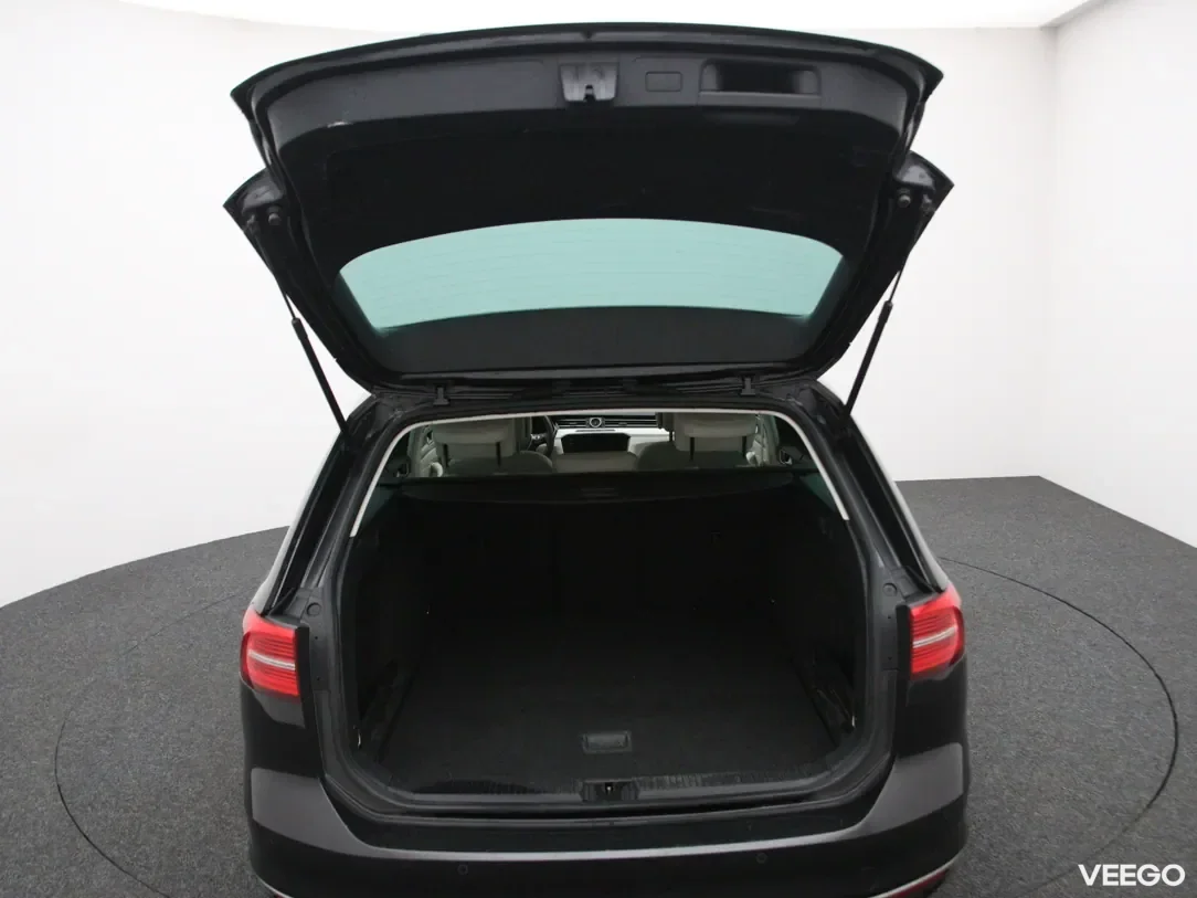 Volkswagen Passat 1.6 88kW