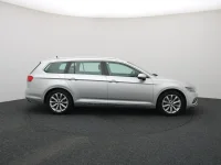 Volkswagen Passat 2 140kW thumbnail
