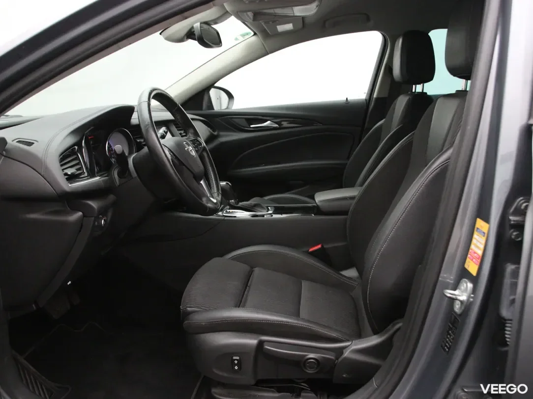 Opel Insignia 1.5 121kW