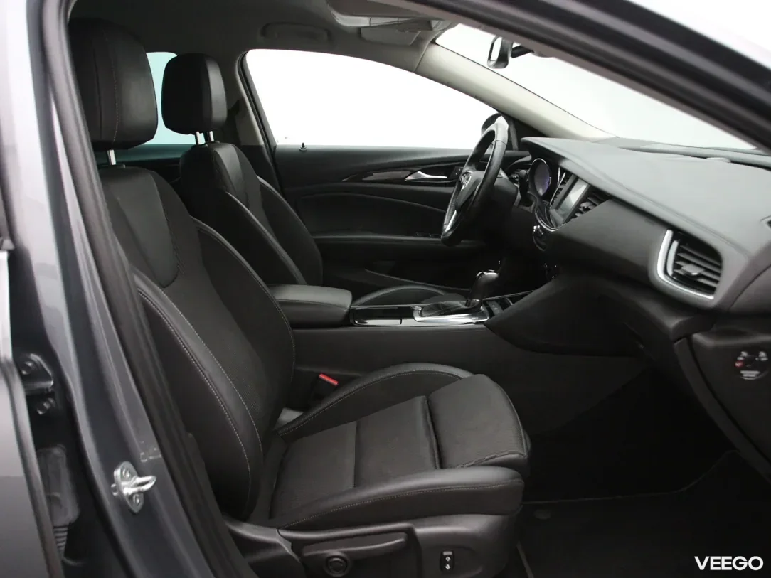 Opel Insignia 1.5 121kW
