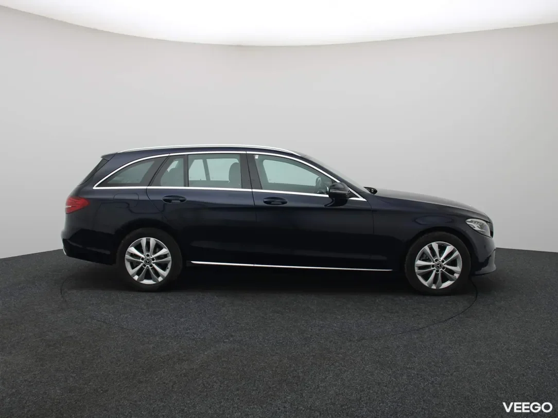 Mercedes-Benz c-200 1.6 118kW