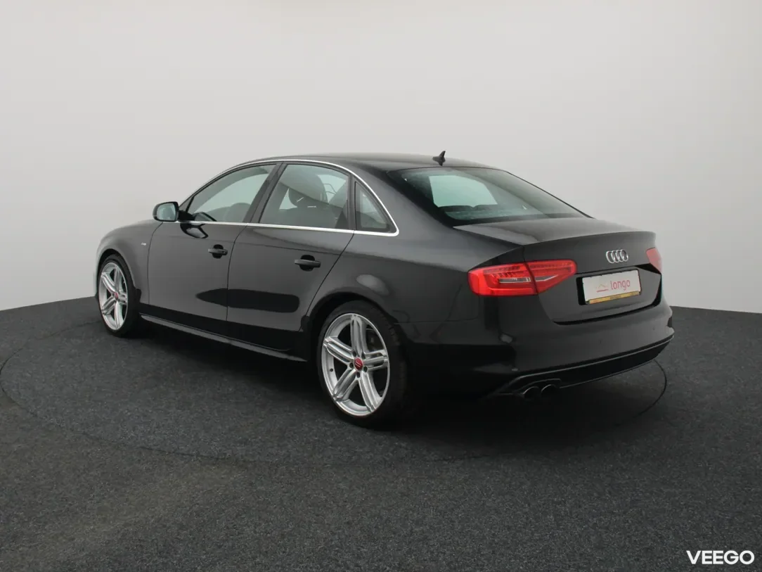 Audi A4 1.8 125kW
