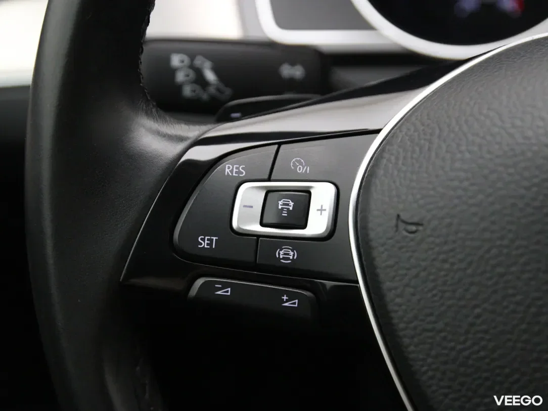 Volkswagen Passat 1.6 88kW