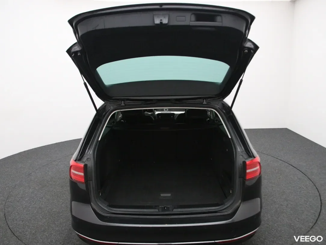 Volkswagen Passat 1.6 88kW