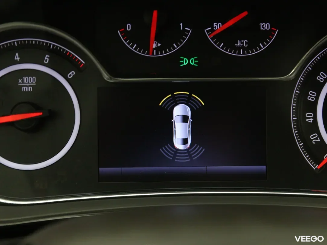 Opel Insignia 1.6 100kW