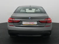 BMW 750 4.4 330kW thumbnail