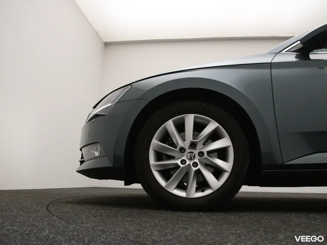 Skoda Superb 1.4 110kW