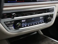 BMW 750 4.4 330kW thumbnail