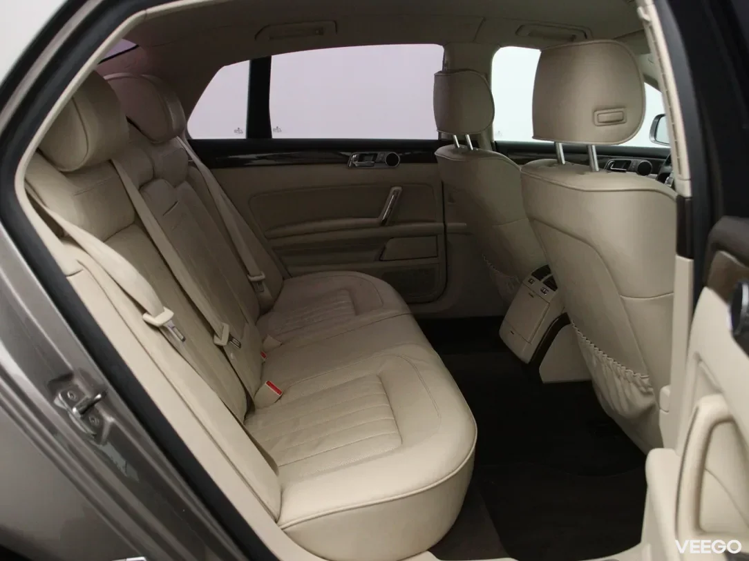 Volkswagen Phaeton 3 176kW