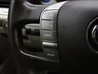 Volkswagen Phaeton 3 176kW thumbnail