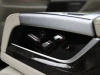 BMW 750 4.4 330kW thumbnail