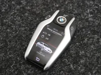 BMW 750 4.4 330kW thumbnail