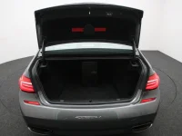 BMW 750 4.4 330kW thumbnail