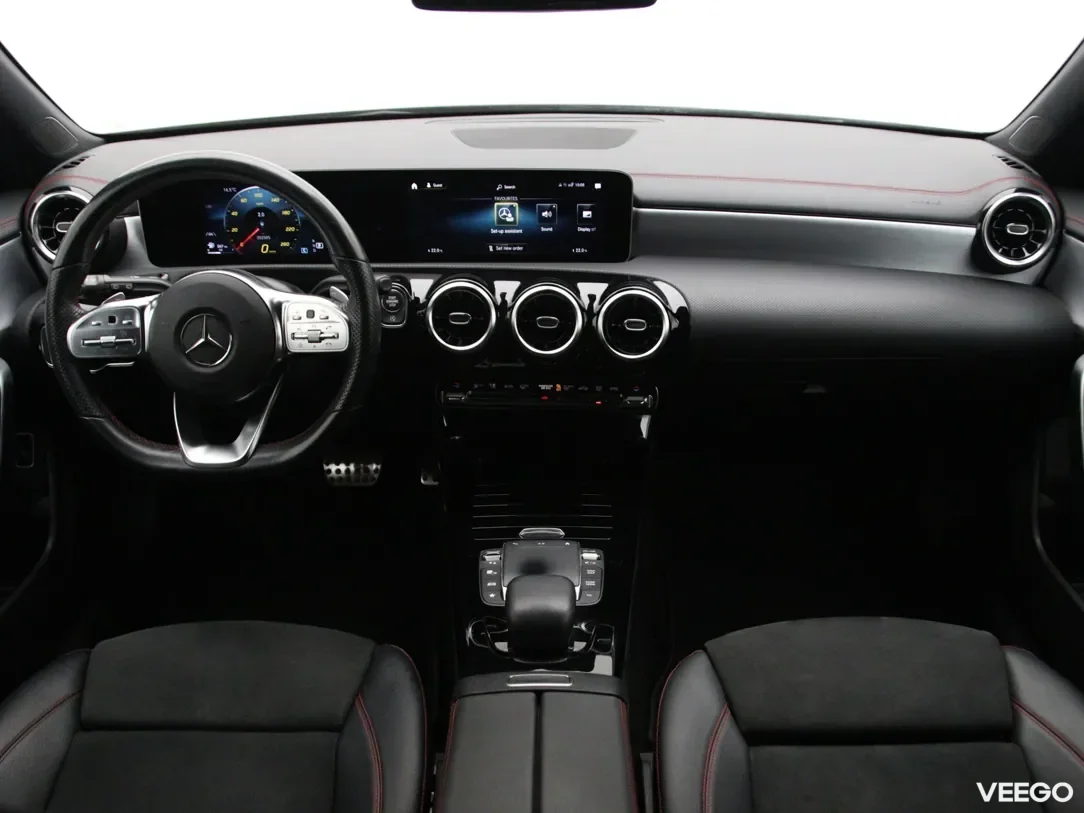 Mercedes-Benz cla-200 2 110kW
