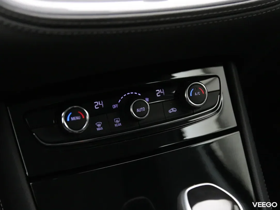 Opel grandland-x 1.5 96kW