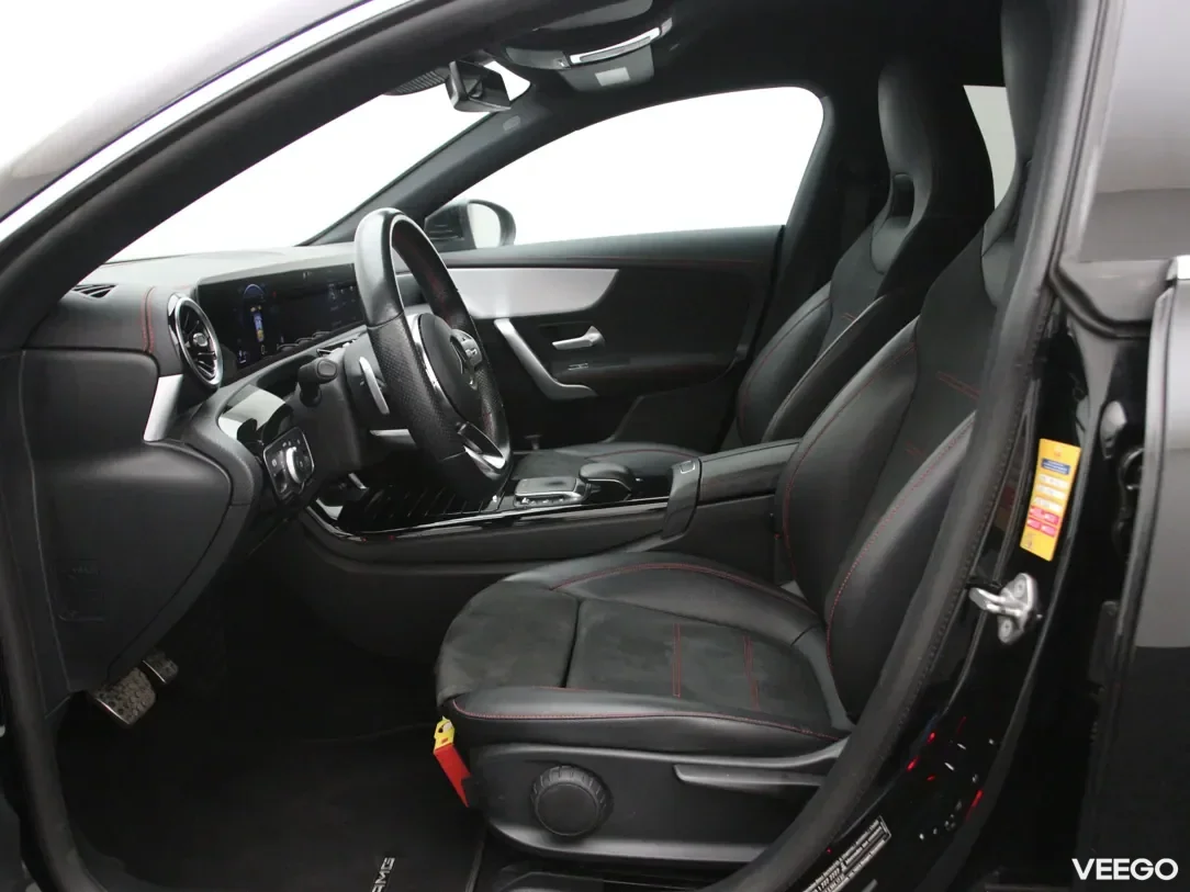 Mercedes-Benz cla-200 2 110kW