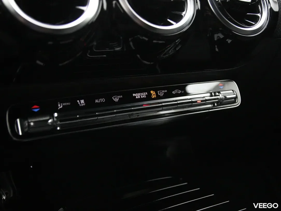 Mercedes-Benz cla-200 2 110kW