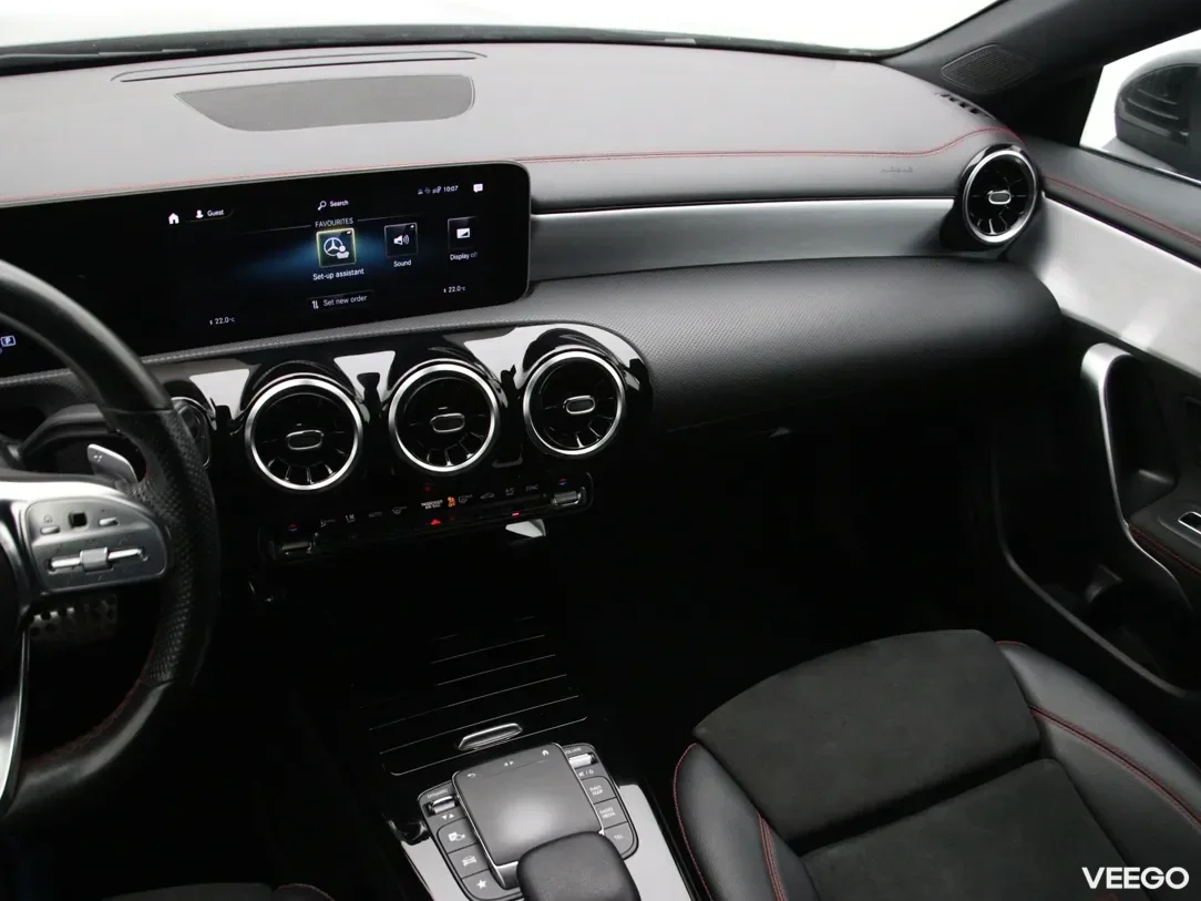 Mercedes-Benz cla-200 2 110kW