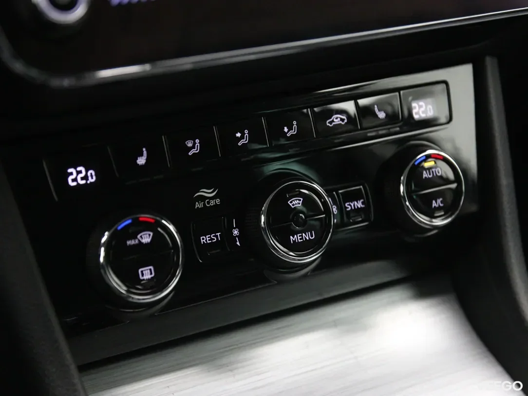 Skoda Superb 1.6 88kW