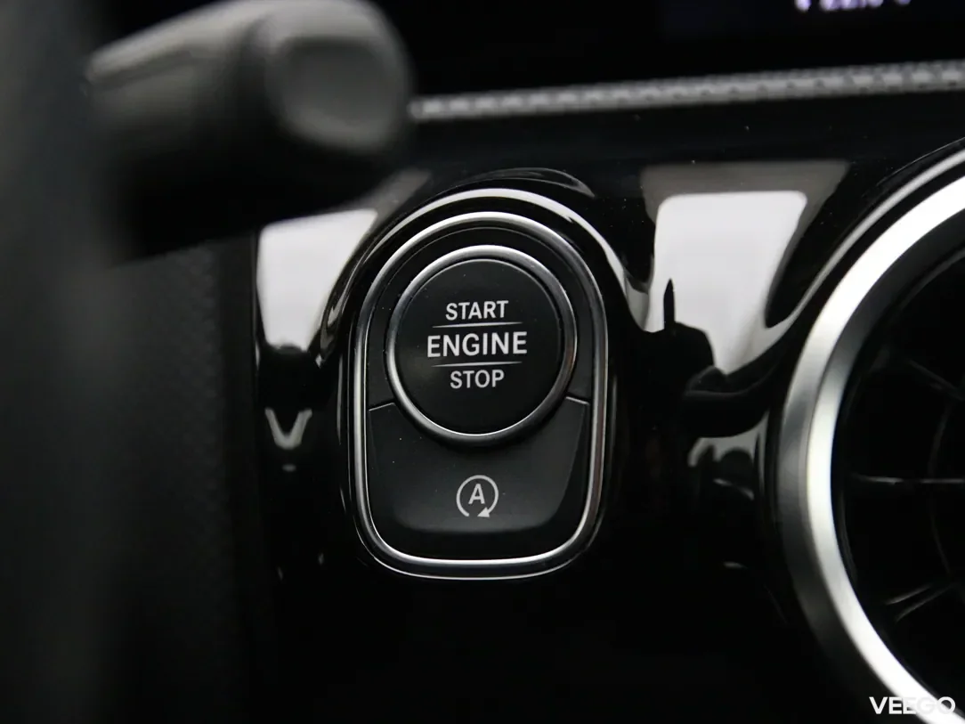 Mercedes-Benz cla-200 2 110kW