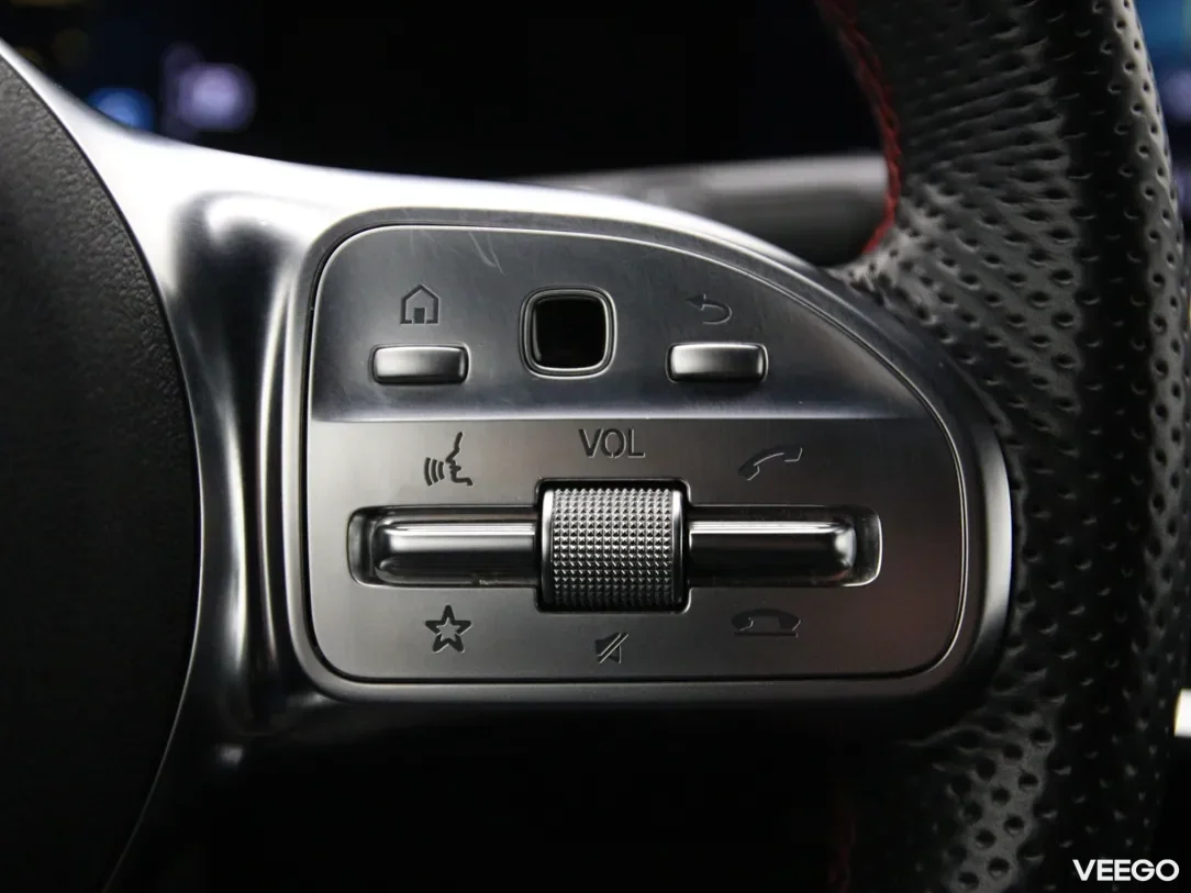 Mercedes-Benz cla-200 2 110kW
