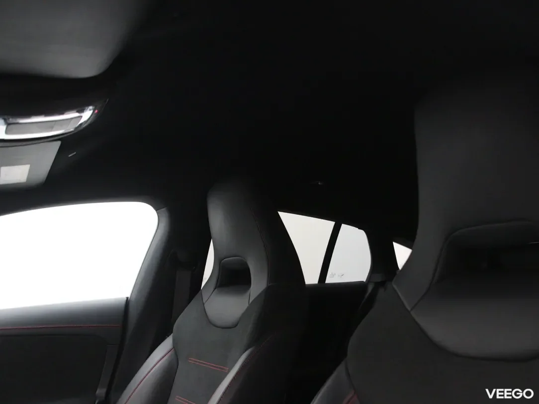 Mercedes-Benz cla-200 2 110kW