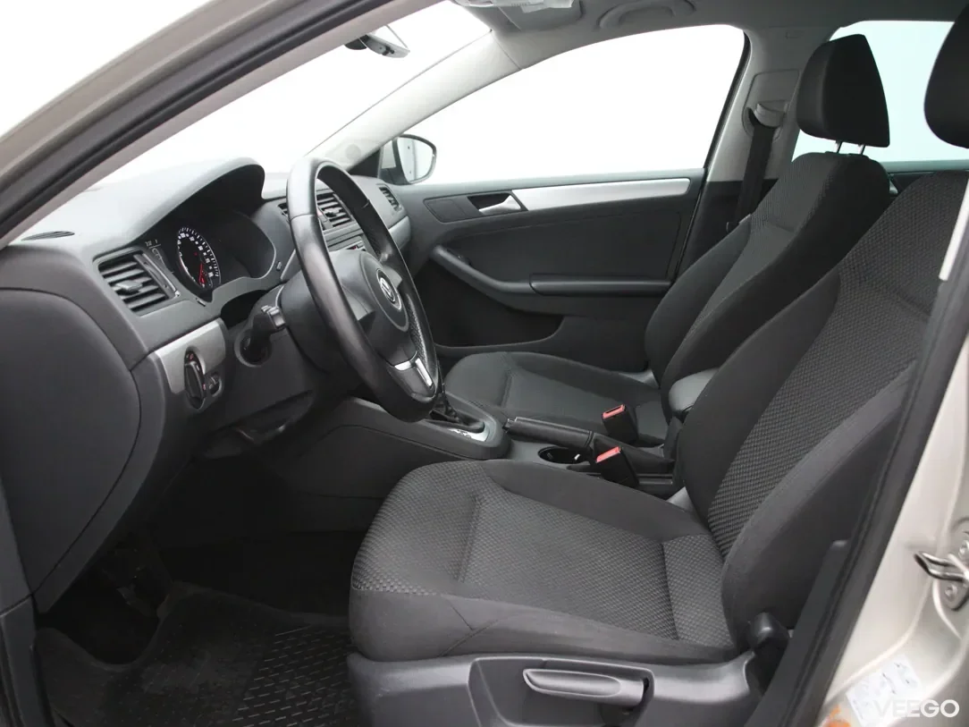 Volkswagen Jetta 1.4 90kW