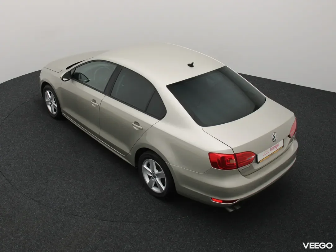 Volkswagen Jetta 1.4 90kW