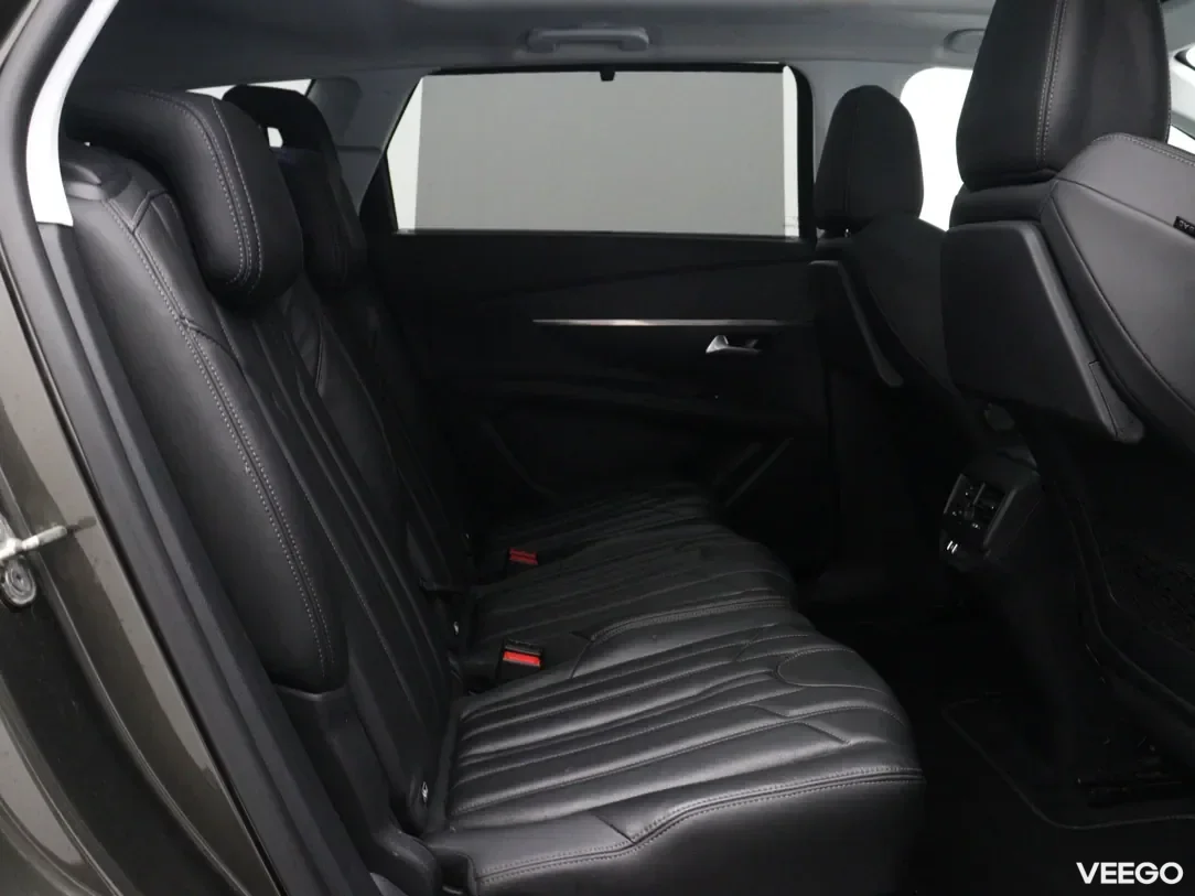 Peugeot 5008 1.5 96kW