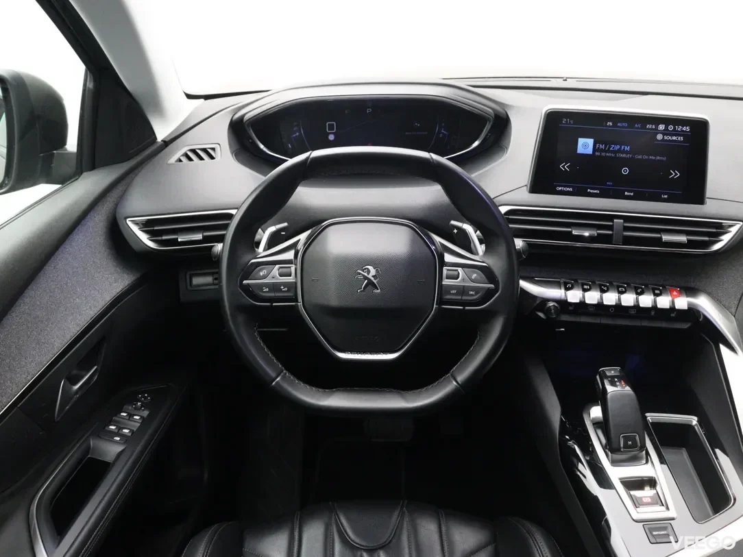Peugeot 5008 1.5 96kW