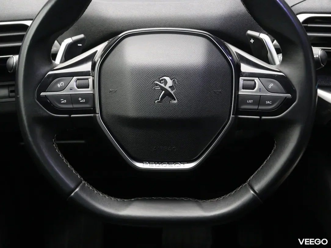 Peugeot 5008 1.5 96kW