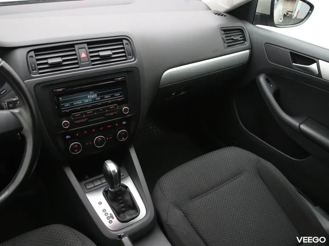 Volkswagen Jetta 1.4 90kW