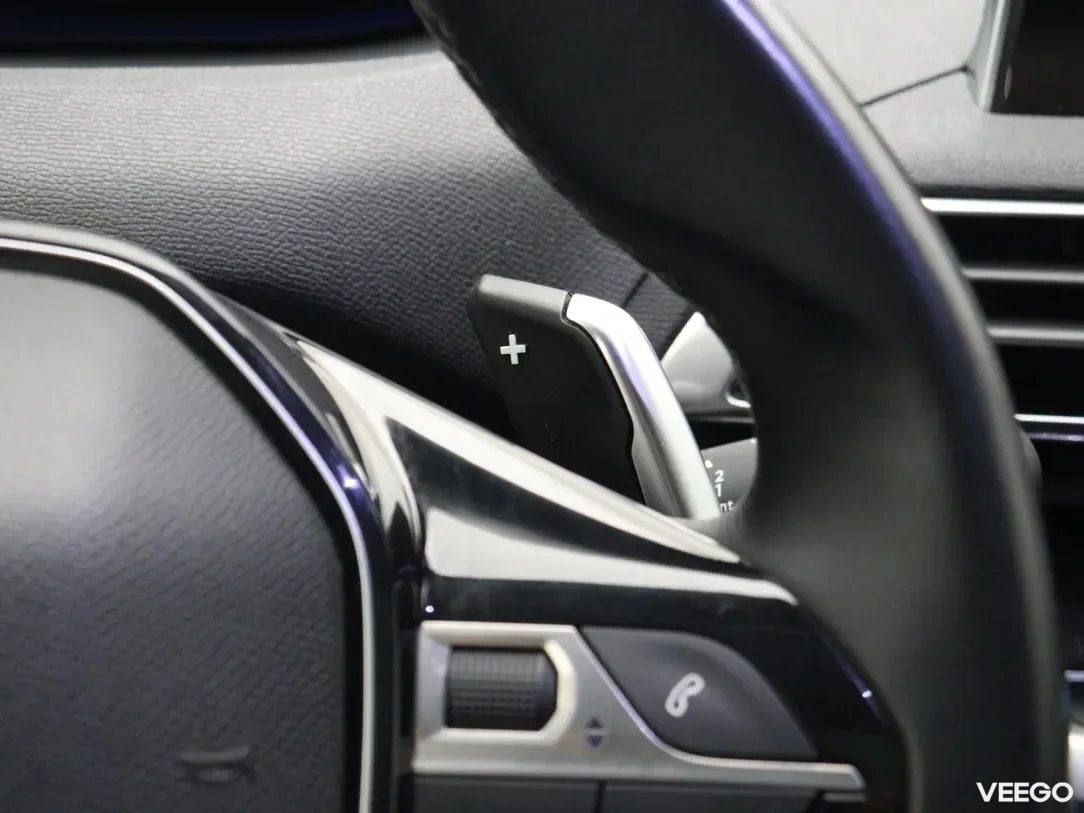 Peugeot 5008 1.5 96kW