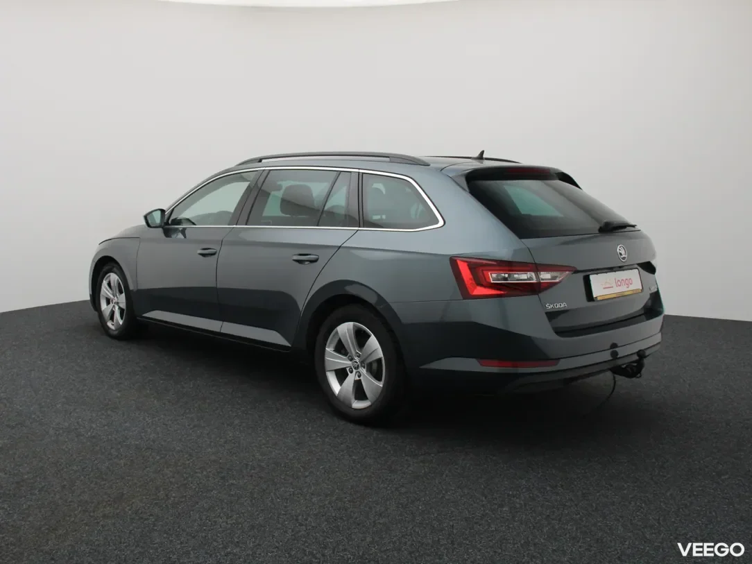Skoda Superb 1.6 88kW