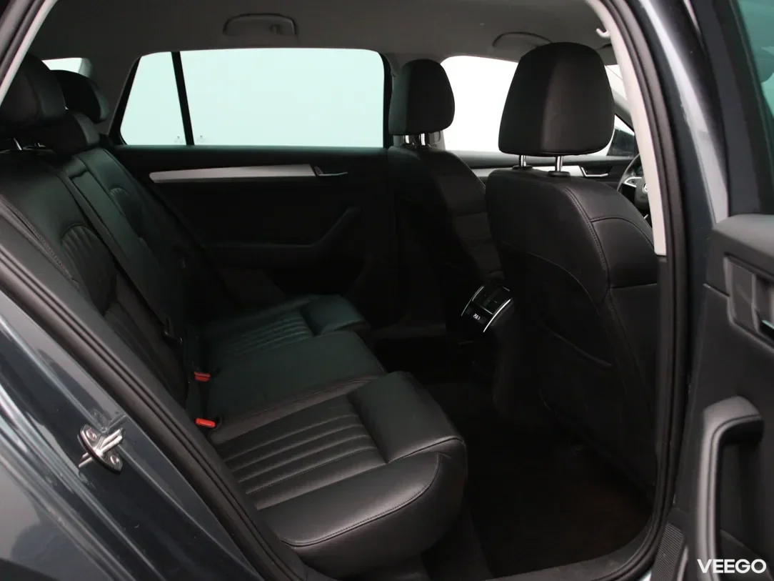 Skoda Superb 1.6 88kW