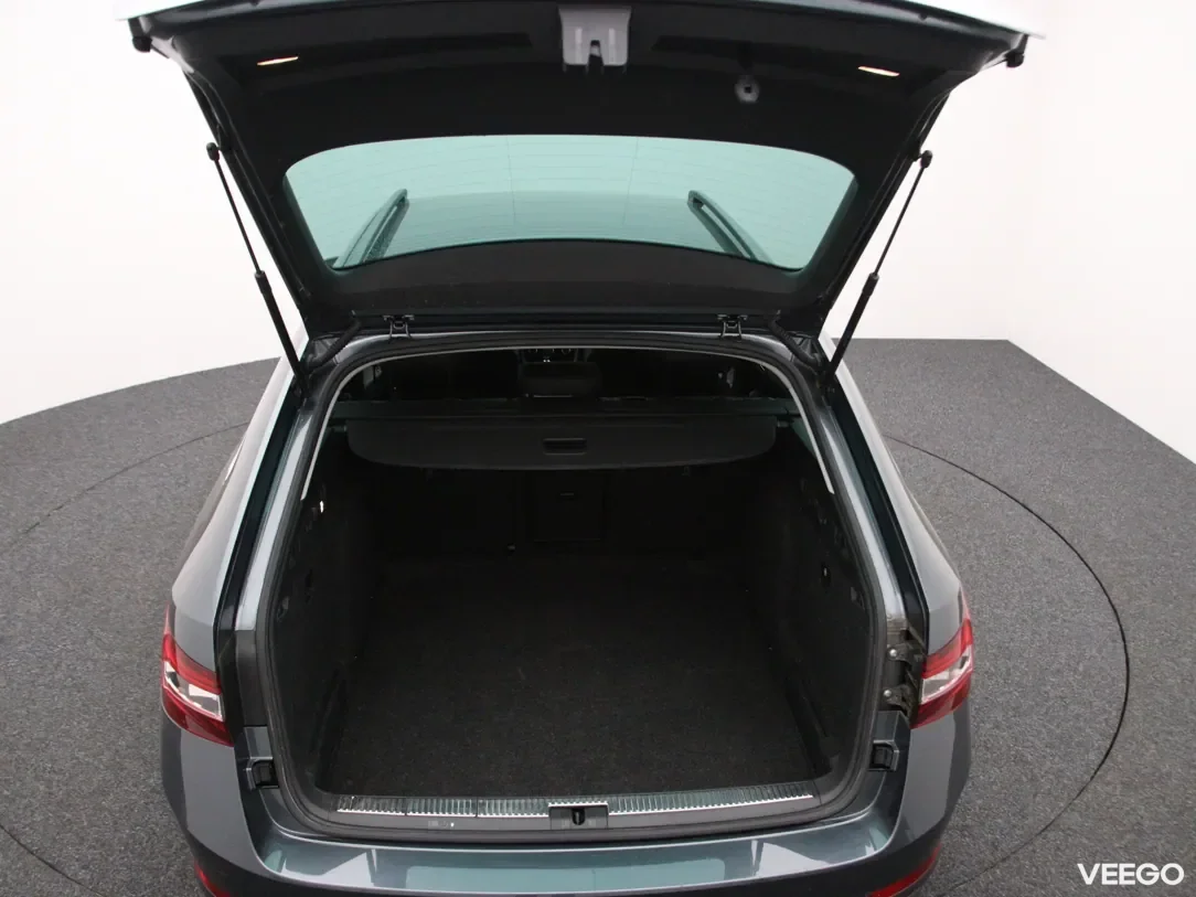 Skoda Superb 1.6 88kW
