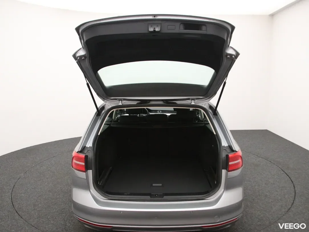 Volkswagen Passat 1.6 88kW