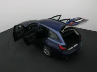 BMW 320 2 140kW thumbnail