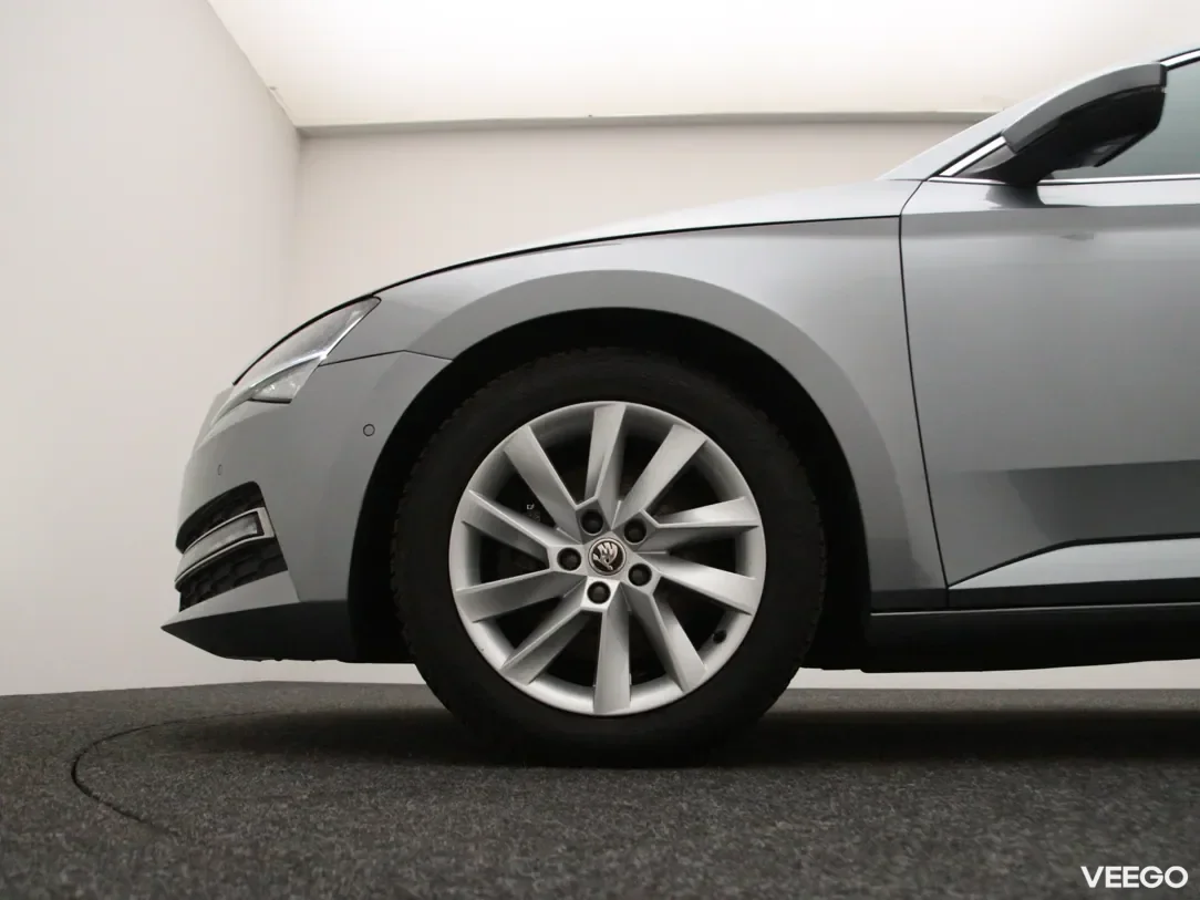 Skoda Superb 1.6 88kW
