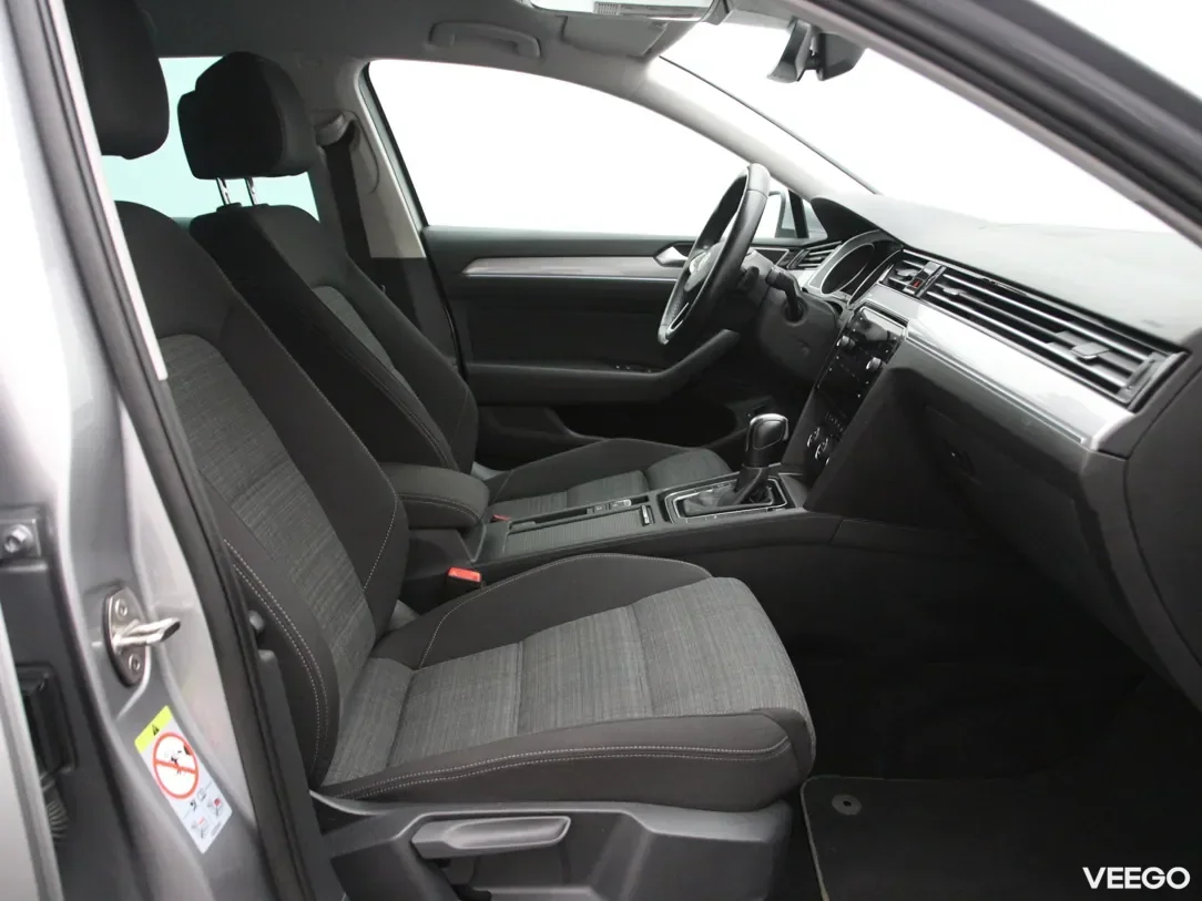Volkswagen Passat 1.6 88kW