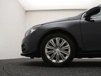 Peugeot 308 1.5 96kW thumbnail
