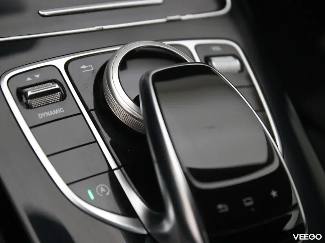 Mercedes-Benz C220 2.1 125kW