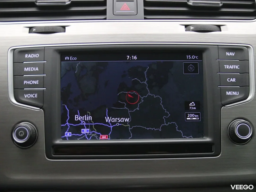 Volkswagen Golf 1.6 81kW