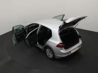 Volkswagen Golf 2 110kW thumbnail