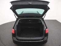 Volkswagen Golf 1.6 81kW thumbnail