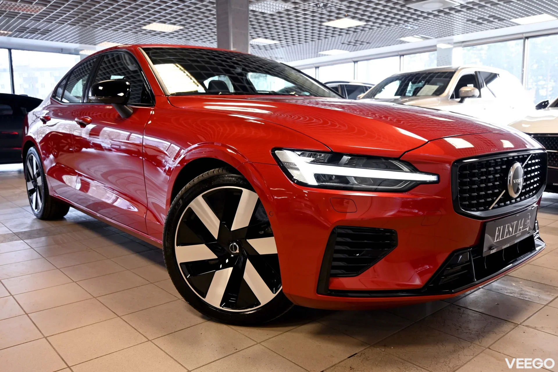 Volvo S60 AWD B&W LUXURY+ ULTIMATE DARK XENIUM INTELLI 2 335kW