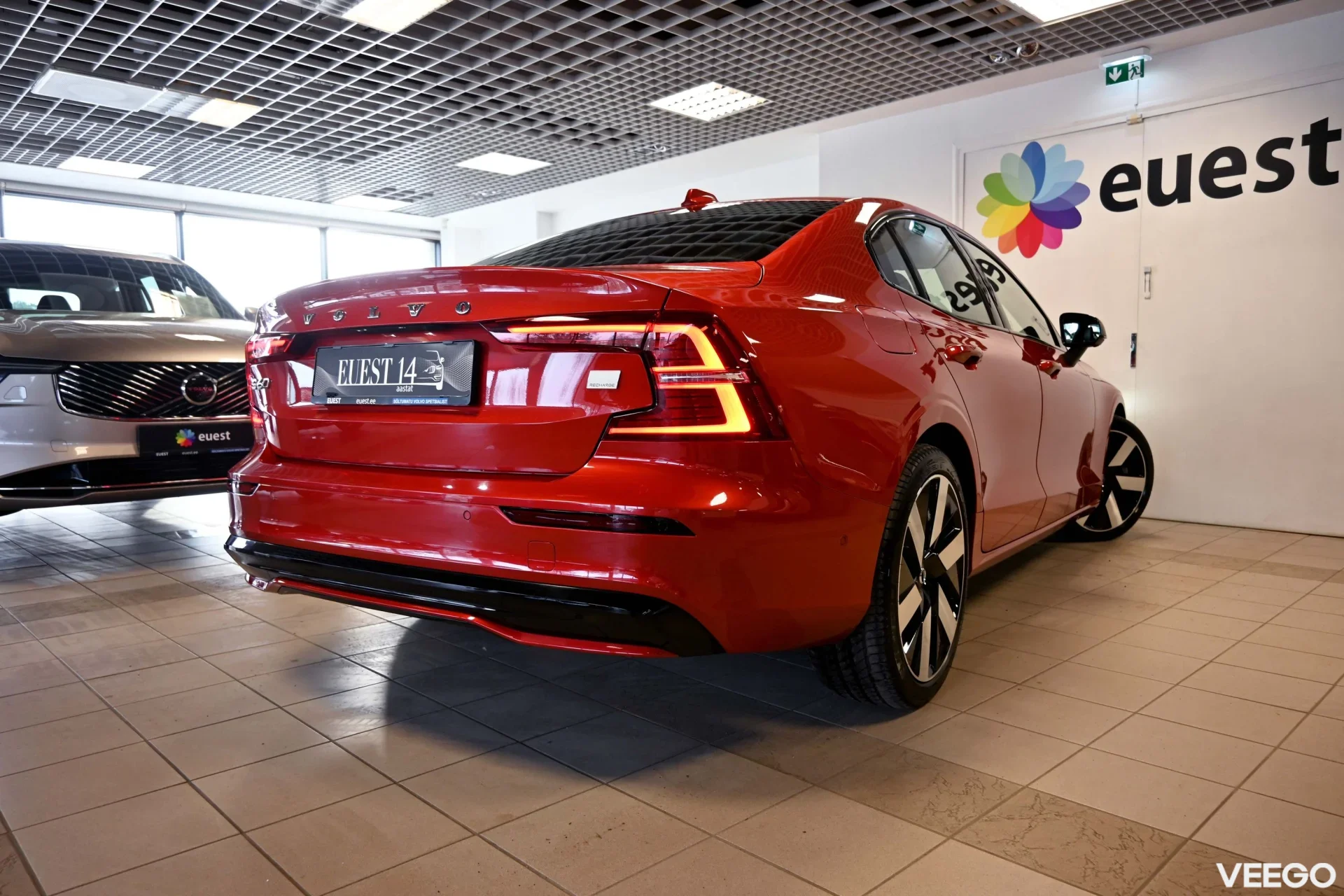 Volvo S60 AWD B&W LUXURY+ ULTIMATE DARK XENIUM INTELLI 2 335kW